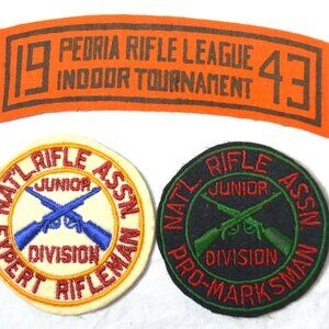 Vintage NATIONAL RIFLE ASSOCIATION Junior PATCHES 1943 Peoria Rifle League